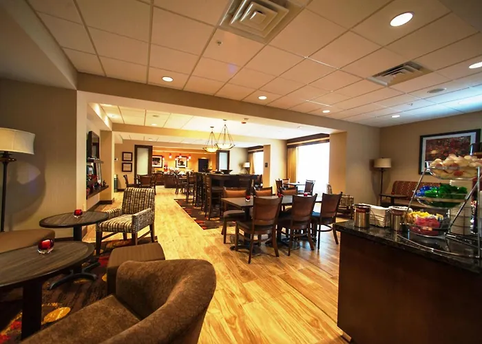 Hampton Inn By Hilton Fort Morgan